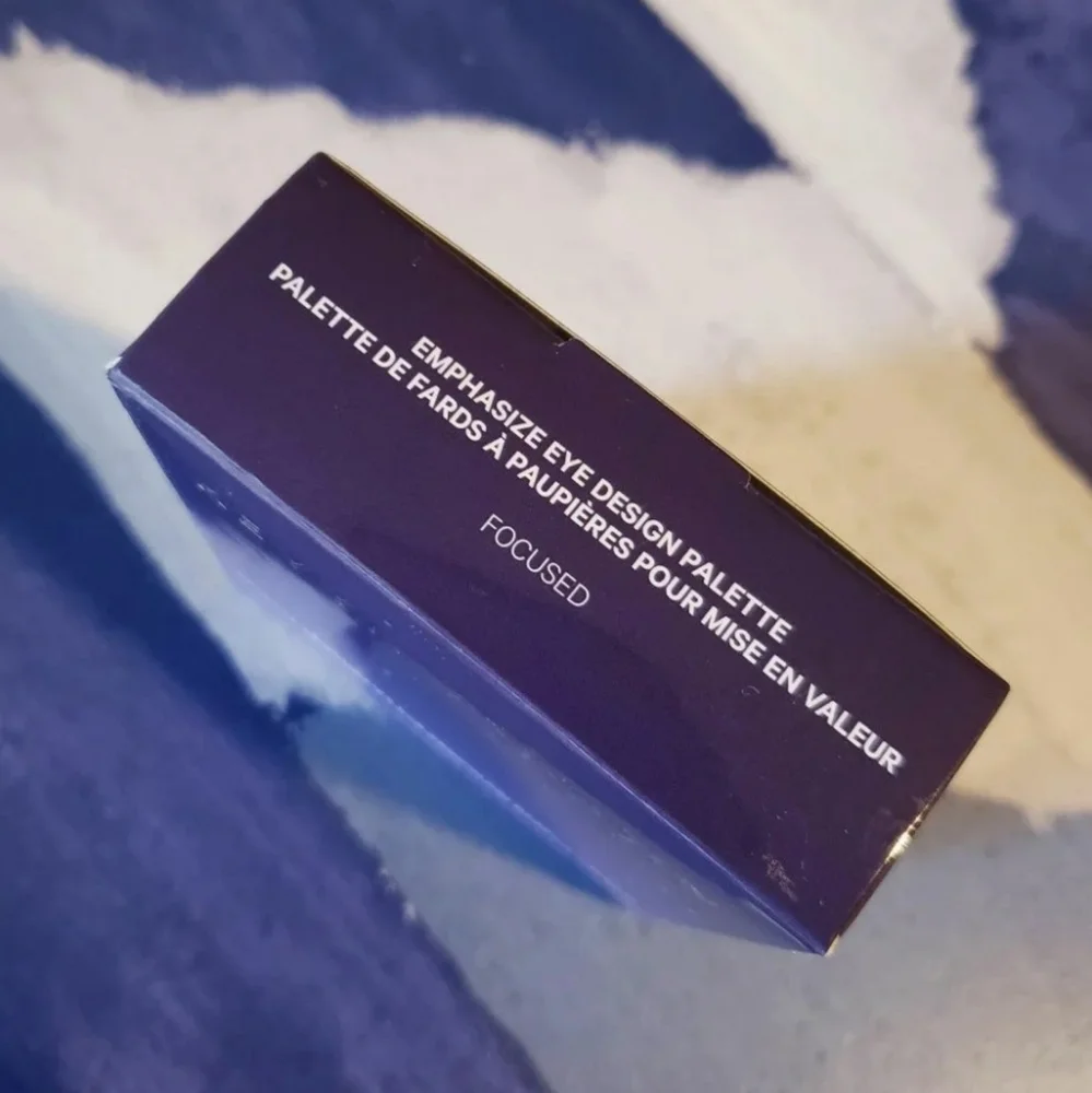 Kevyn Aucoin Eye Design Emphasize Focused Palette